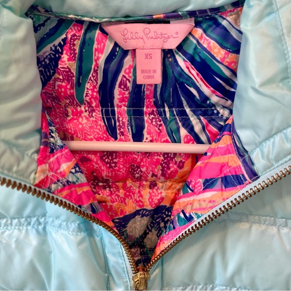 Lilly Pulitzer Elana Puffer Down Vest In Seasalt Blue Size Extra Small XS - Picture 7 of 7